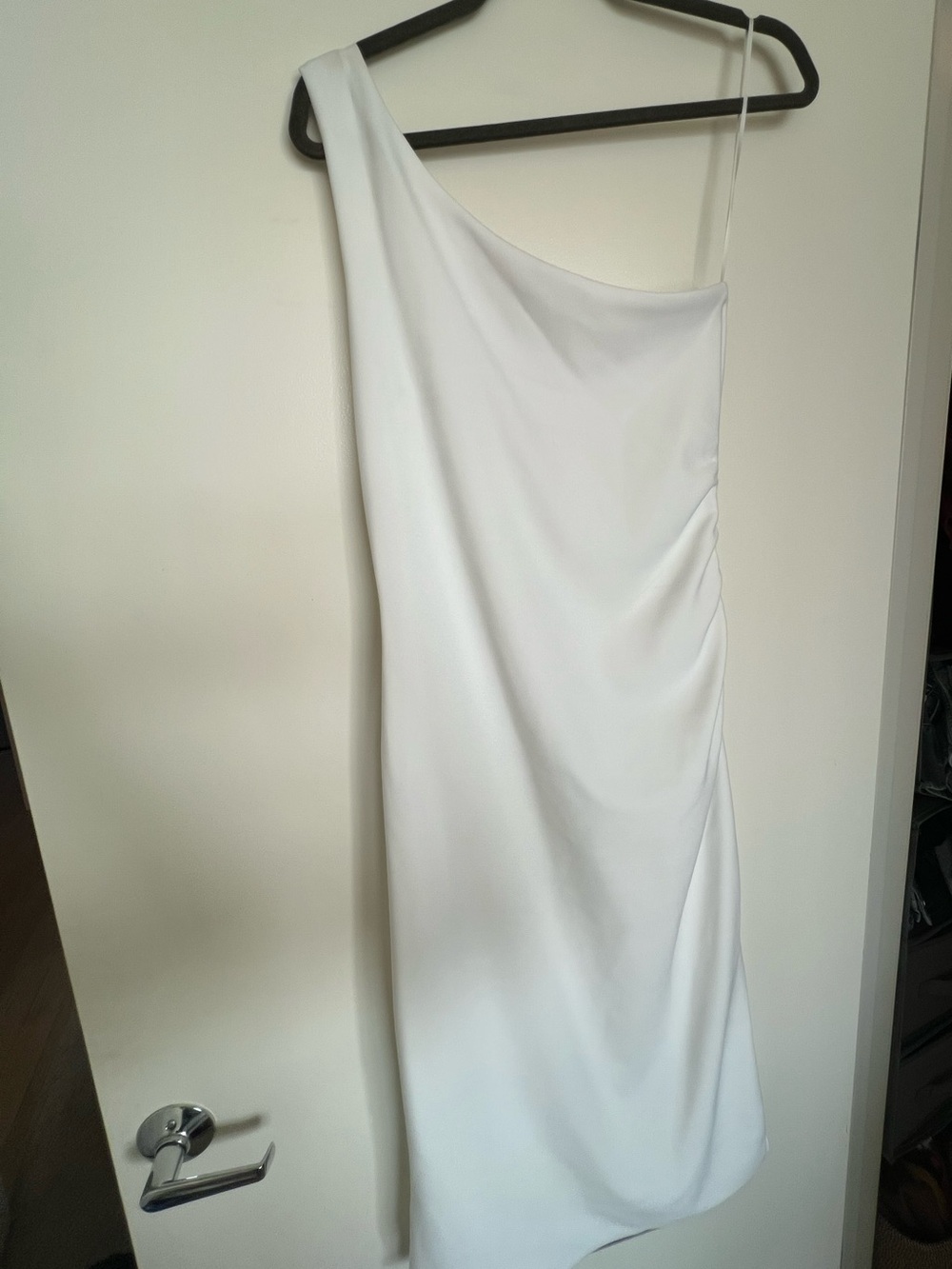 Chic One-Shoulder White Dress